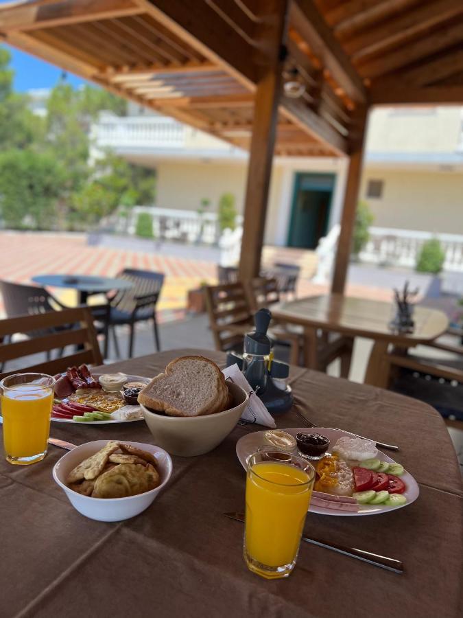 Kamberi Hotel & Apartments Velipoja Kültér fotó