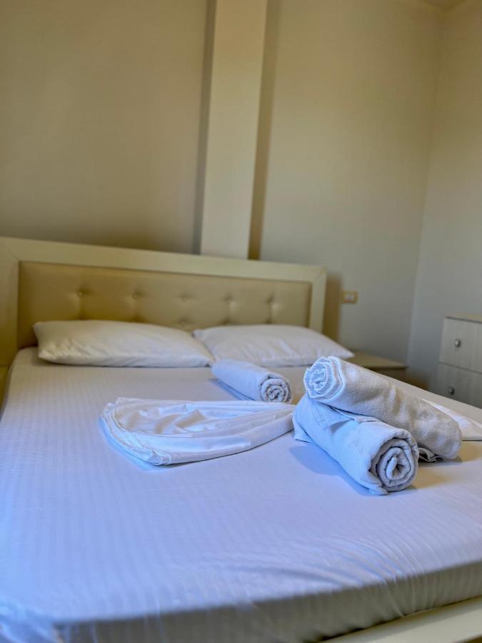 Kamberi Hotel & Apartments Velipoja Kültér fotó