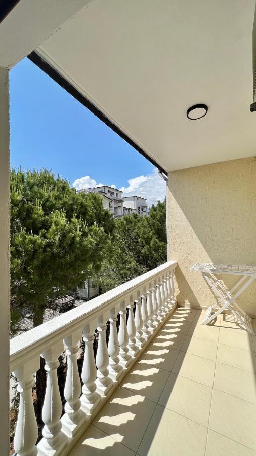 Kamberi Hotel & Apartments Velipoja Kültér fotó