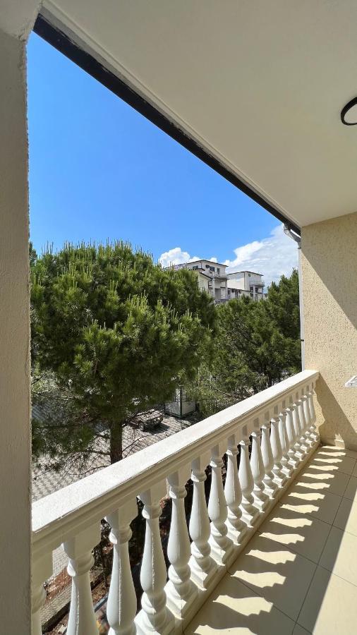 Kamberi Hotel & Apartments Velipoja Kültér fotó