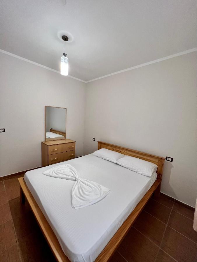 Kamberi Hotel & Apartments Velipoja Kültér fotó